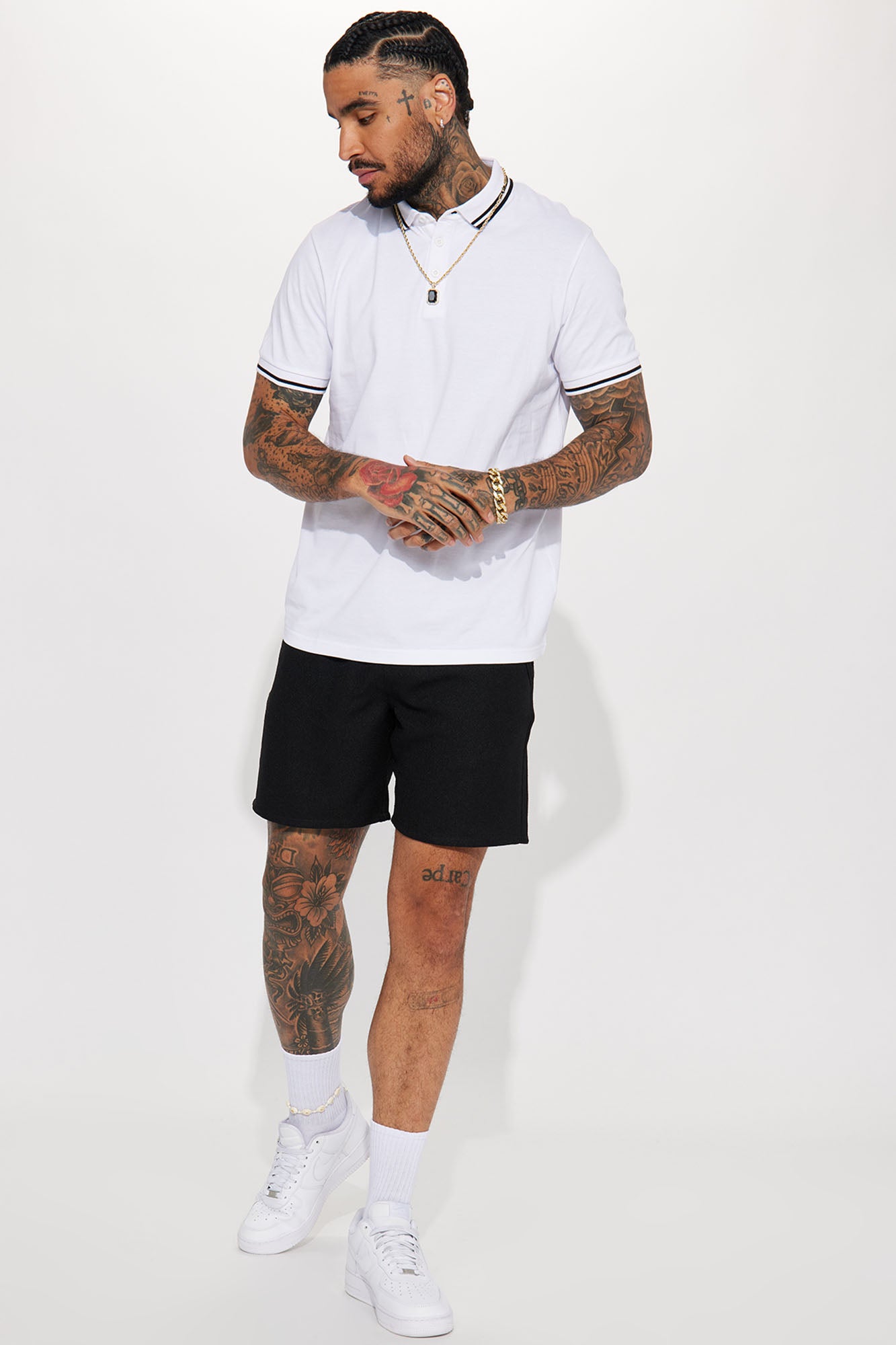 03-09-23Studio5_RM_DJ_09-28-34_14_5158_White_L_R_1585_ES.jpg