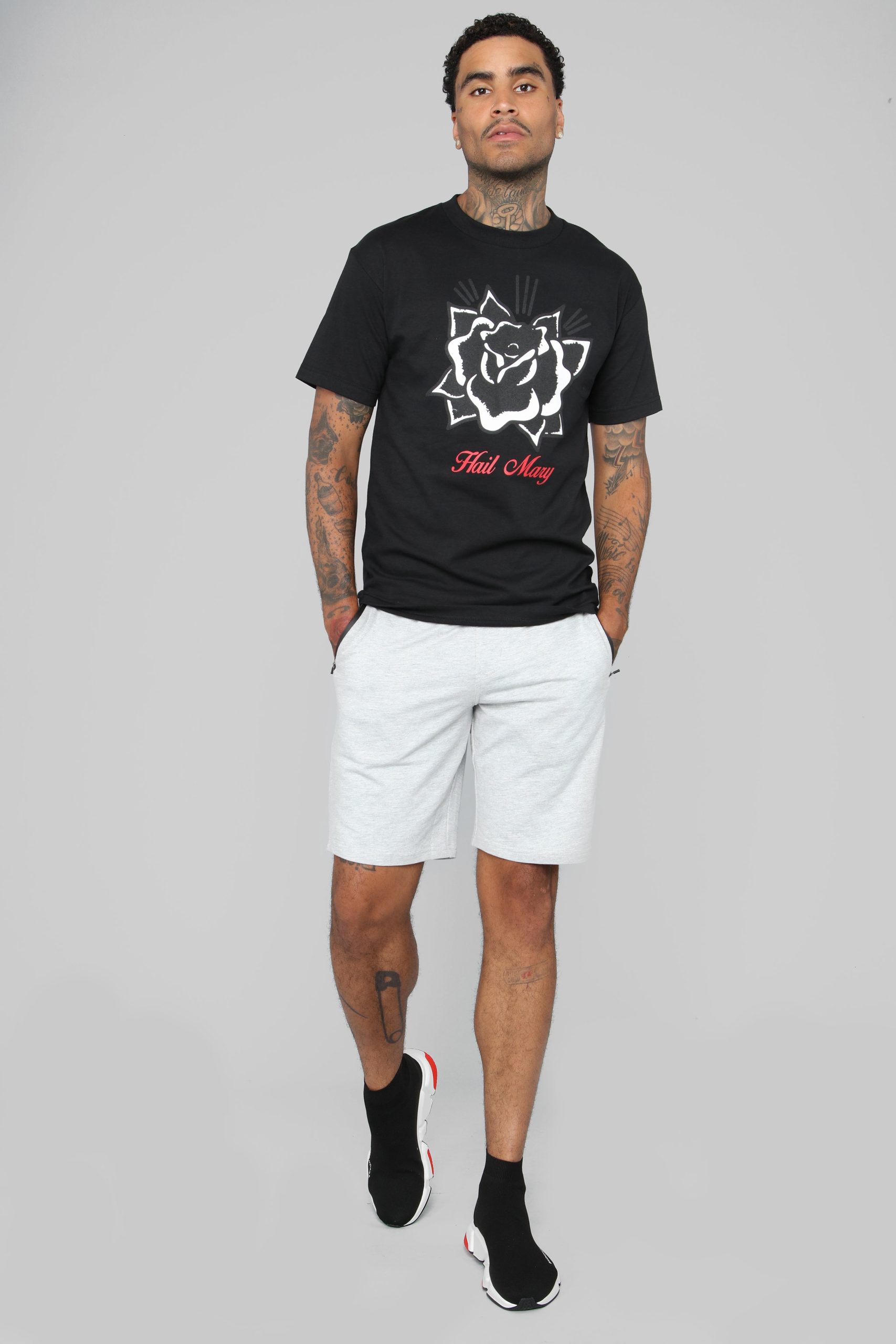 07-25-18_Studio_3_12-55-00_NMKT360618_Black_0702_AJ.jpg