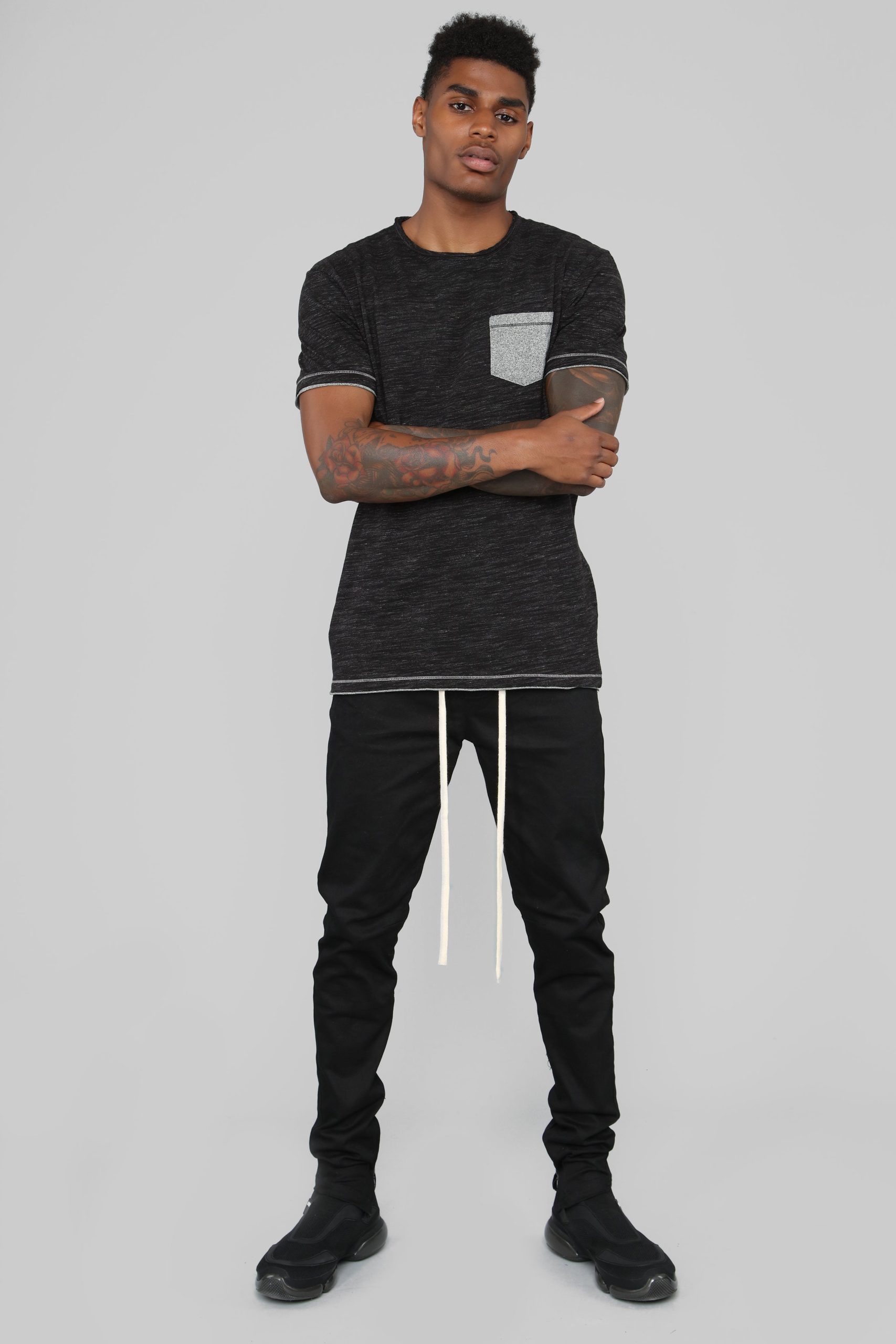 07-25-18_Studio_3_14-06-30_KYR80121FMG1_Black_0784_AJ.jpg