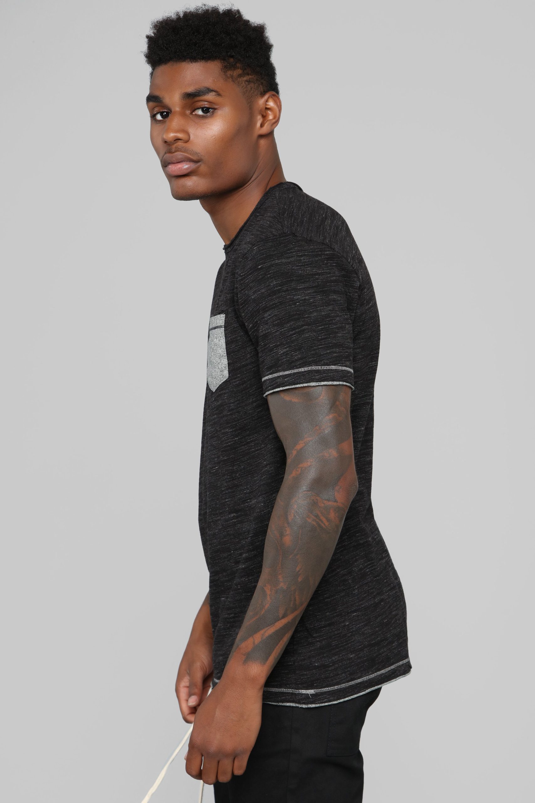 07-25-18_Studio_3_14-06-53_KYR80121FMG1_Black_0800_AJ.jpg