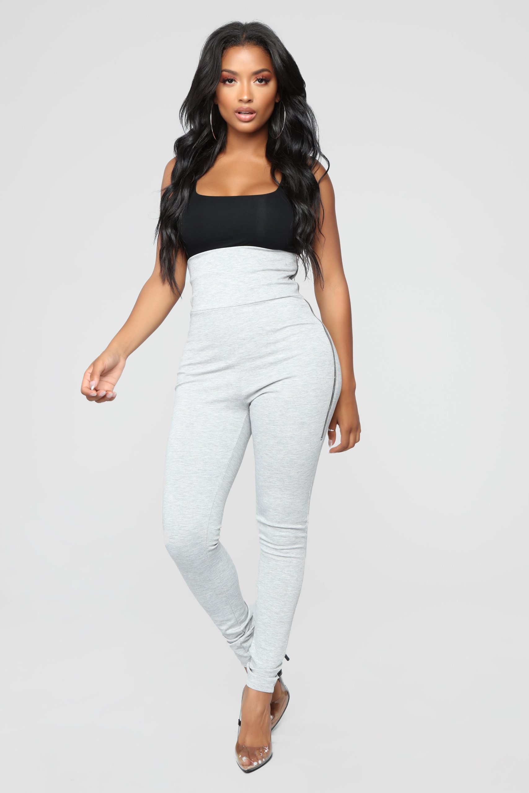 08-15-18_Studio_2_15-33-31_P1561_Grey0751_NT.jpg