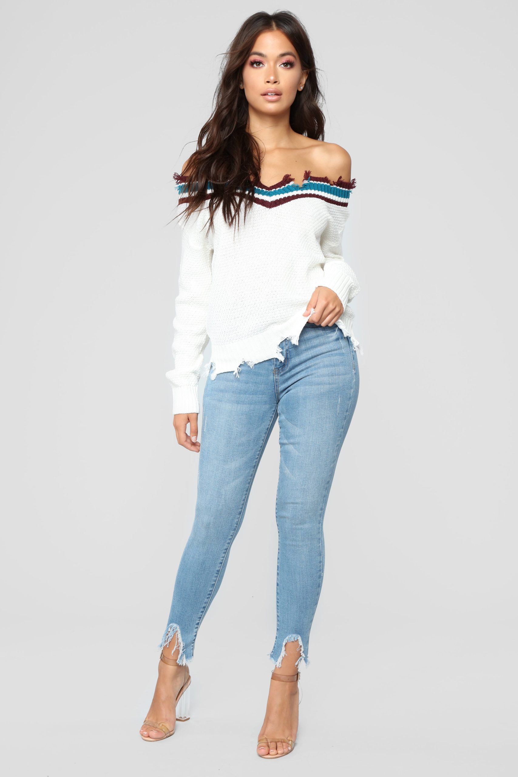 08-21-18_Studio_2_10-22-11_SK3390FN_Ivory0424_JD.jpg