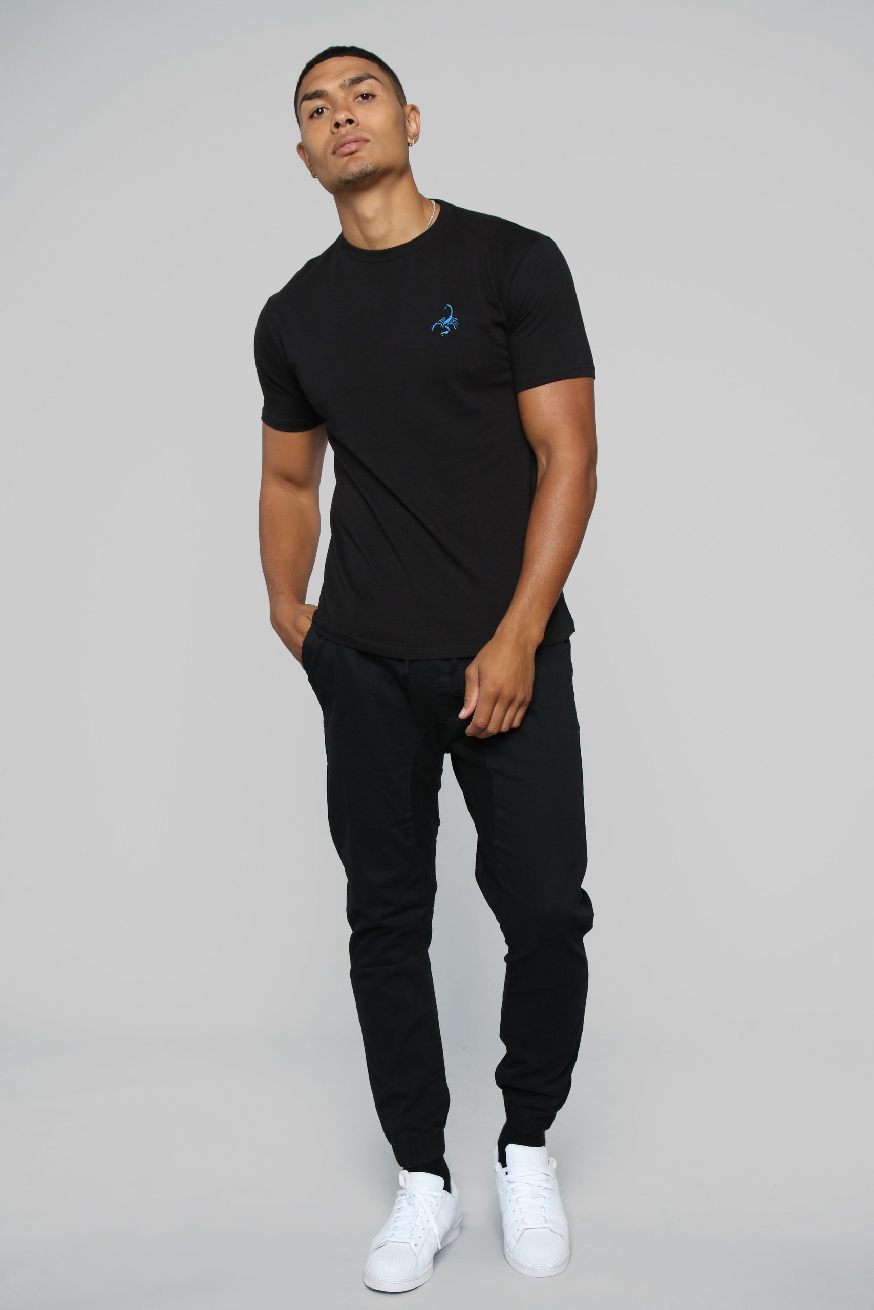 08-30-18_Studio_3_10-10-32_4018197_Black_0577_JF.jpg