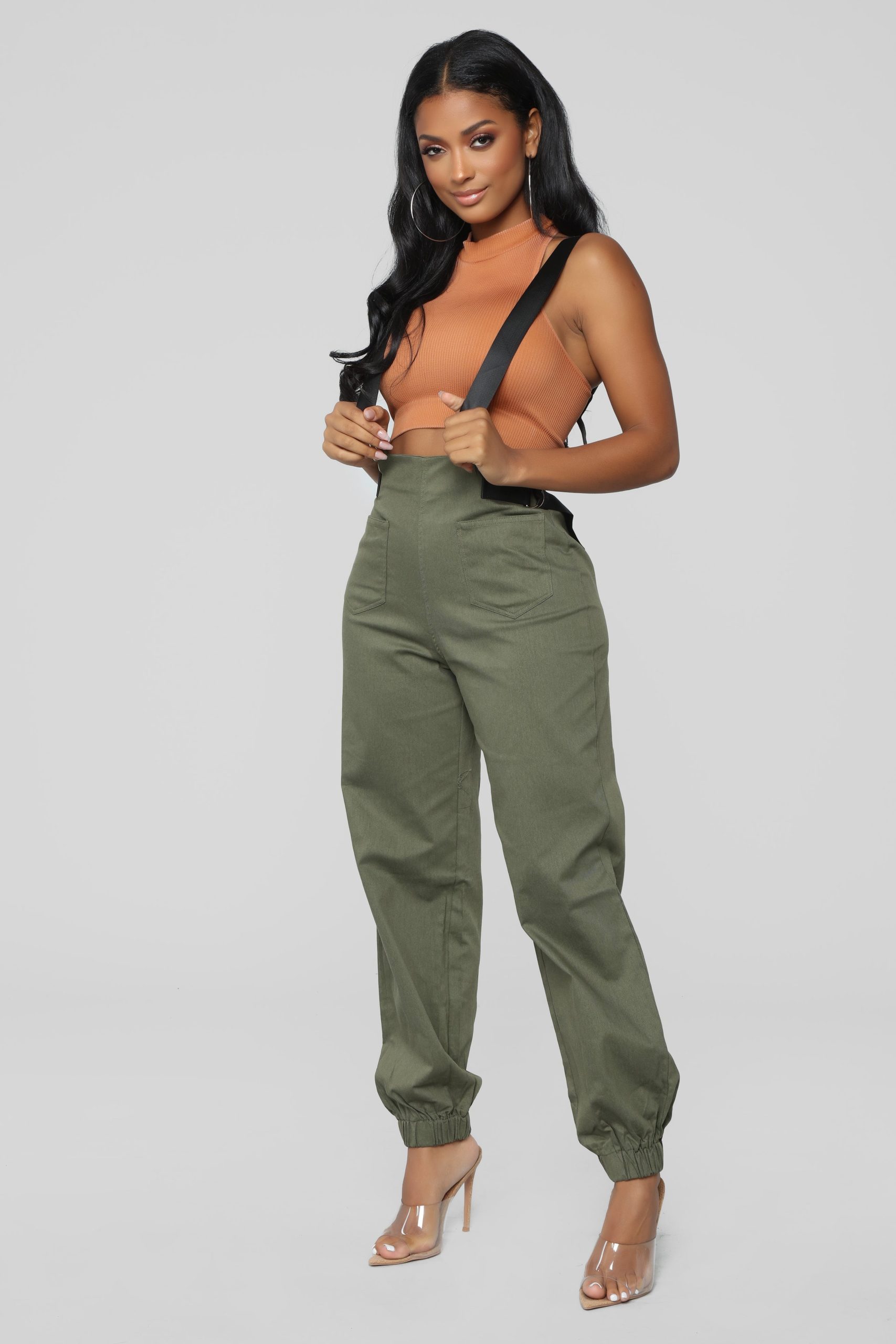 09-06-18_Studio_1_11-56-23_1180SOLID_Olive_0298_AJ.jpg