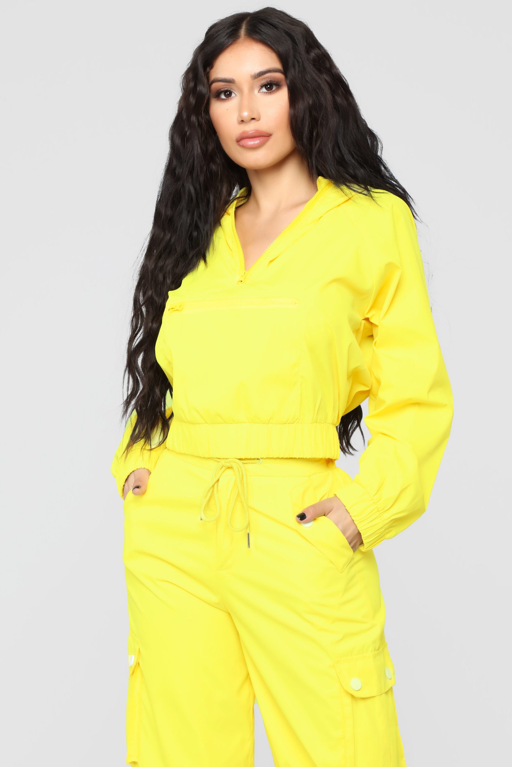 09-14-18_Studio_2_15-23-17_JWF62589_Yellow_CC0465_6__JD_1e6c86b3-ef0b-4ca7-8172-9a42a32d99e1.jpg