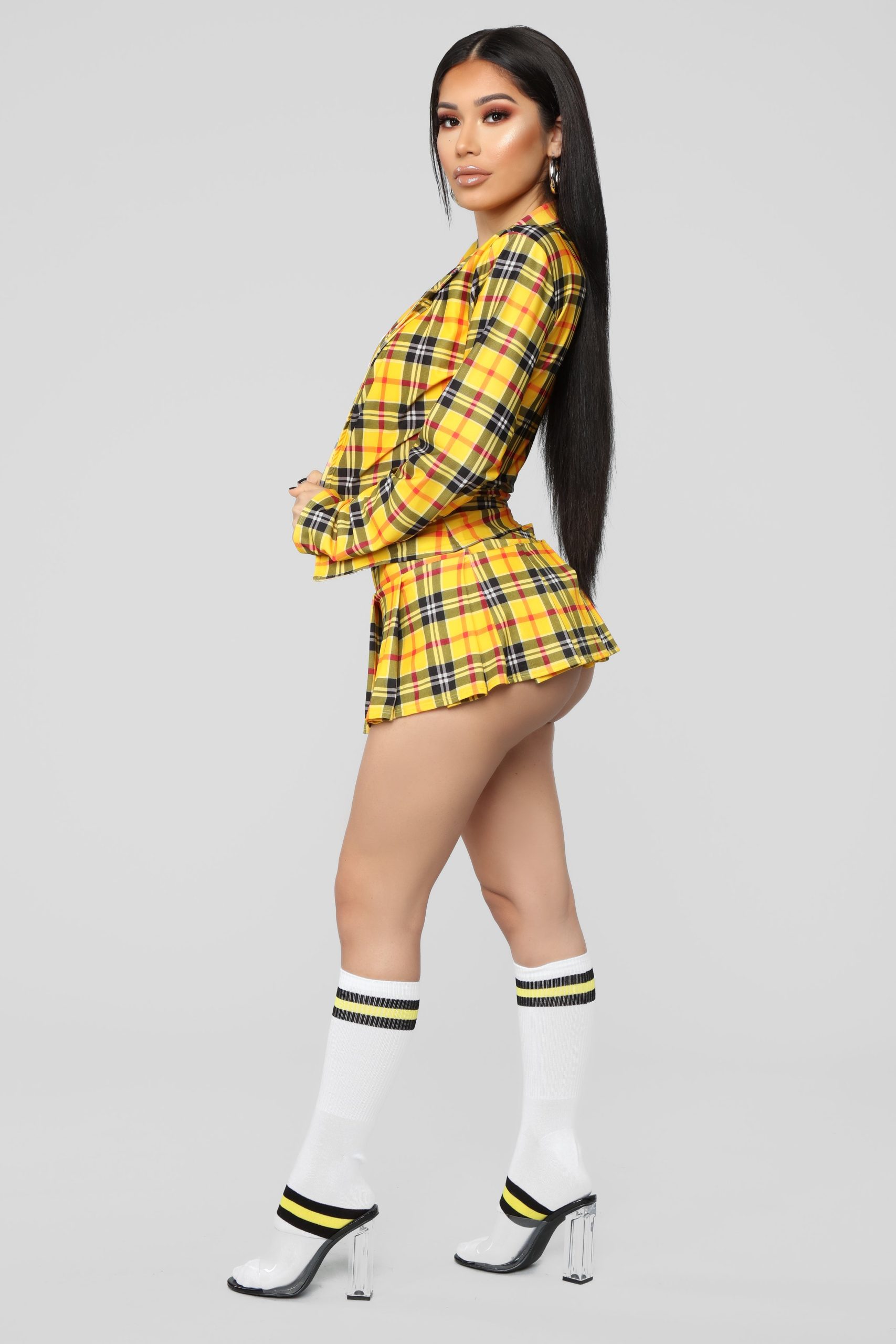 09-17-18_Studio_2_09-30-09_4830_Yellow_8914_AJ.jpg