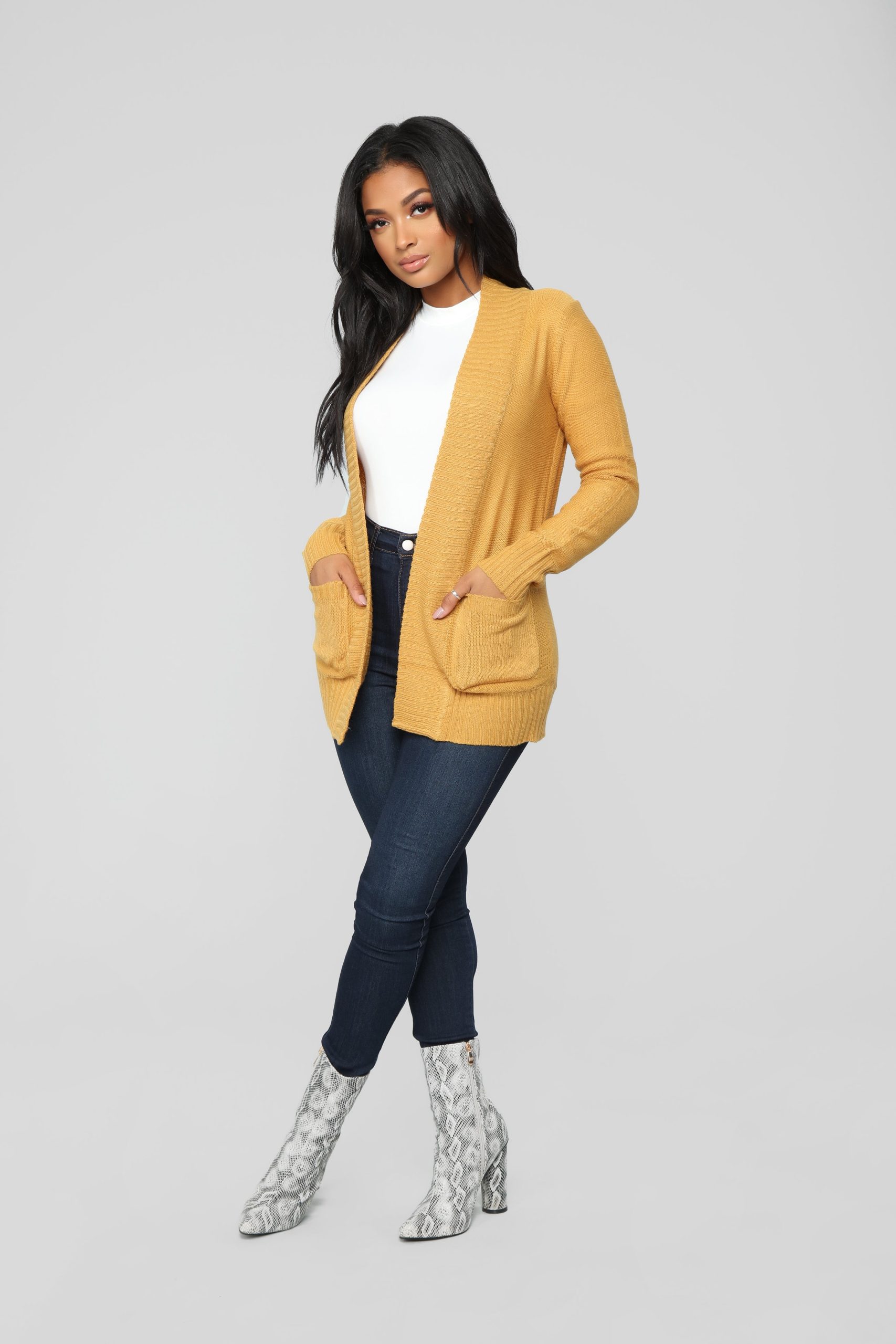 10-12-18_Studio_2_13-55-16_65347_Mustard0693_NT.jpg