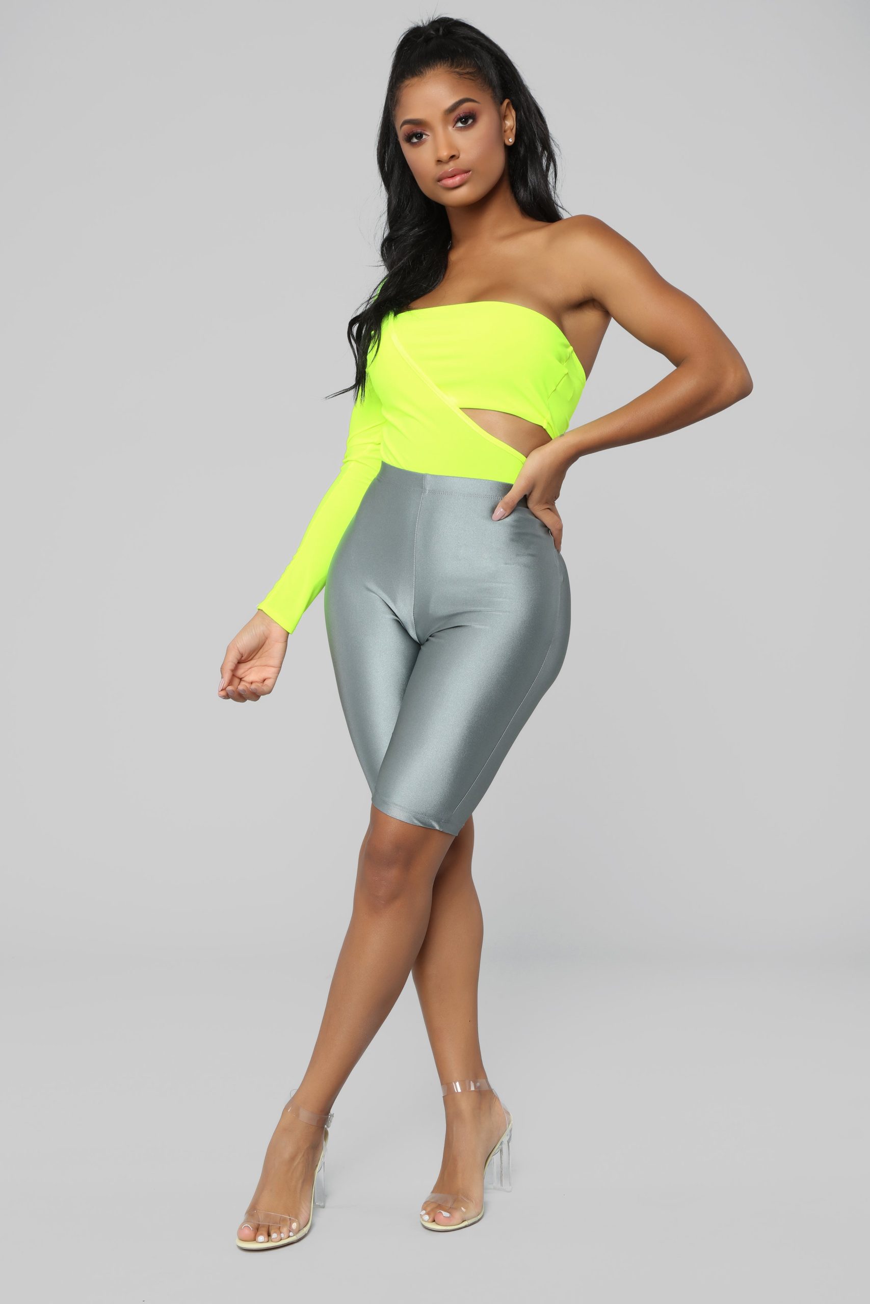 10-18-18_Studio_1_11-02-51_ST1373_NEONYELLOW_CC_9201__NT.jpg