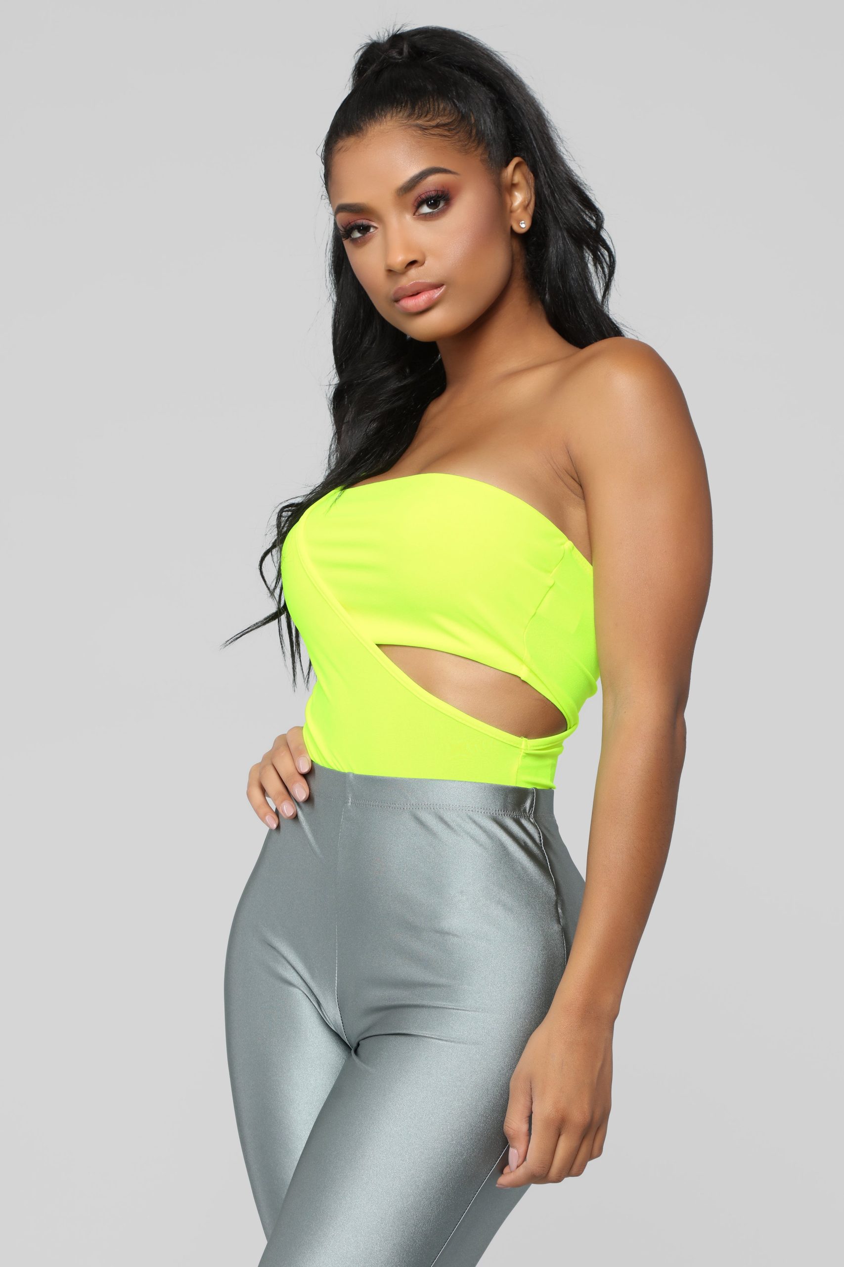 10-18-18_Studio_1_11-03-42_ST1373_NEONYELLOW_CC_9209__NT.jpg