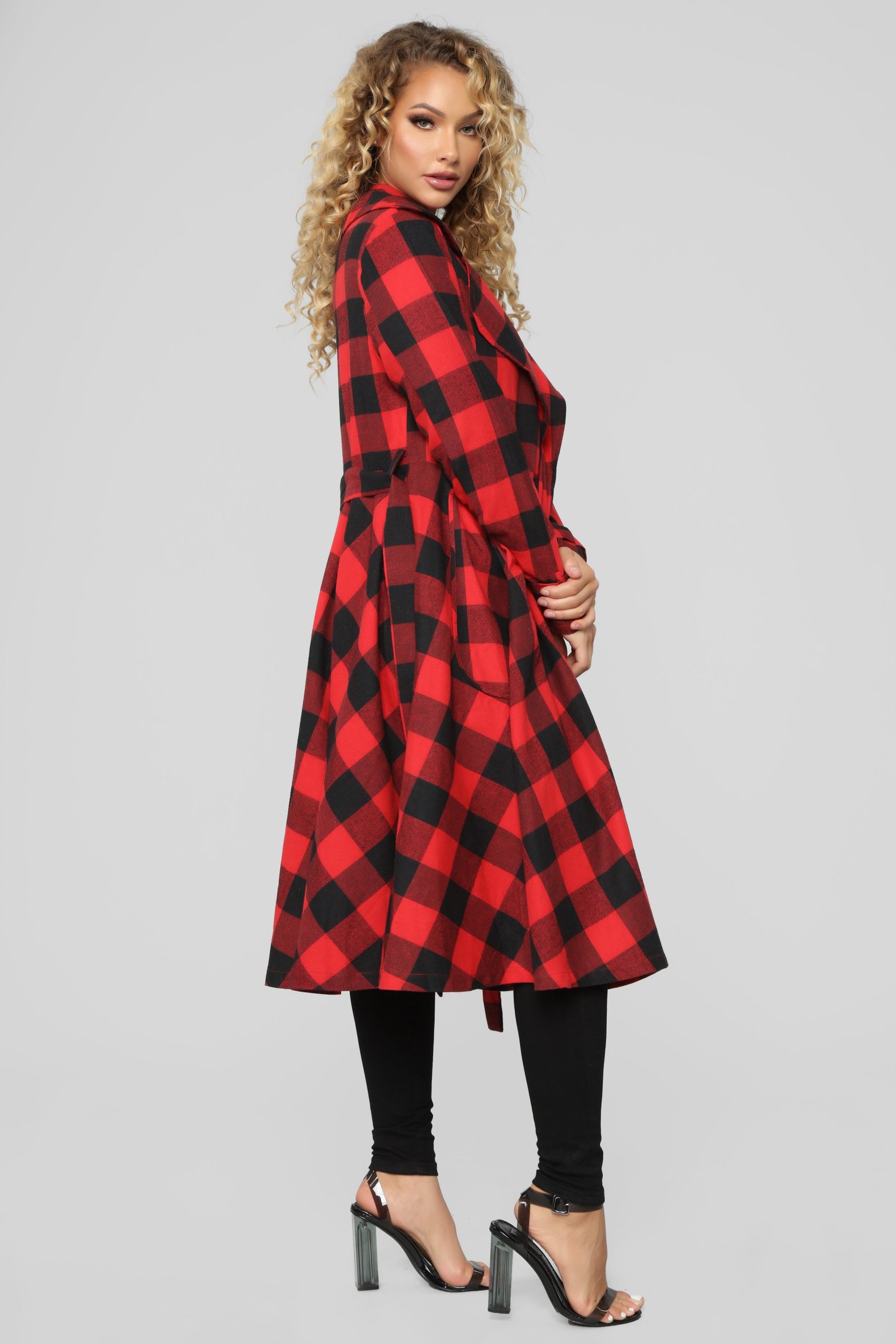 10-23-18_Studio_1_15-28-00_T4465_RedBlack_9869_AJ.jpg