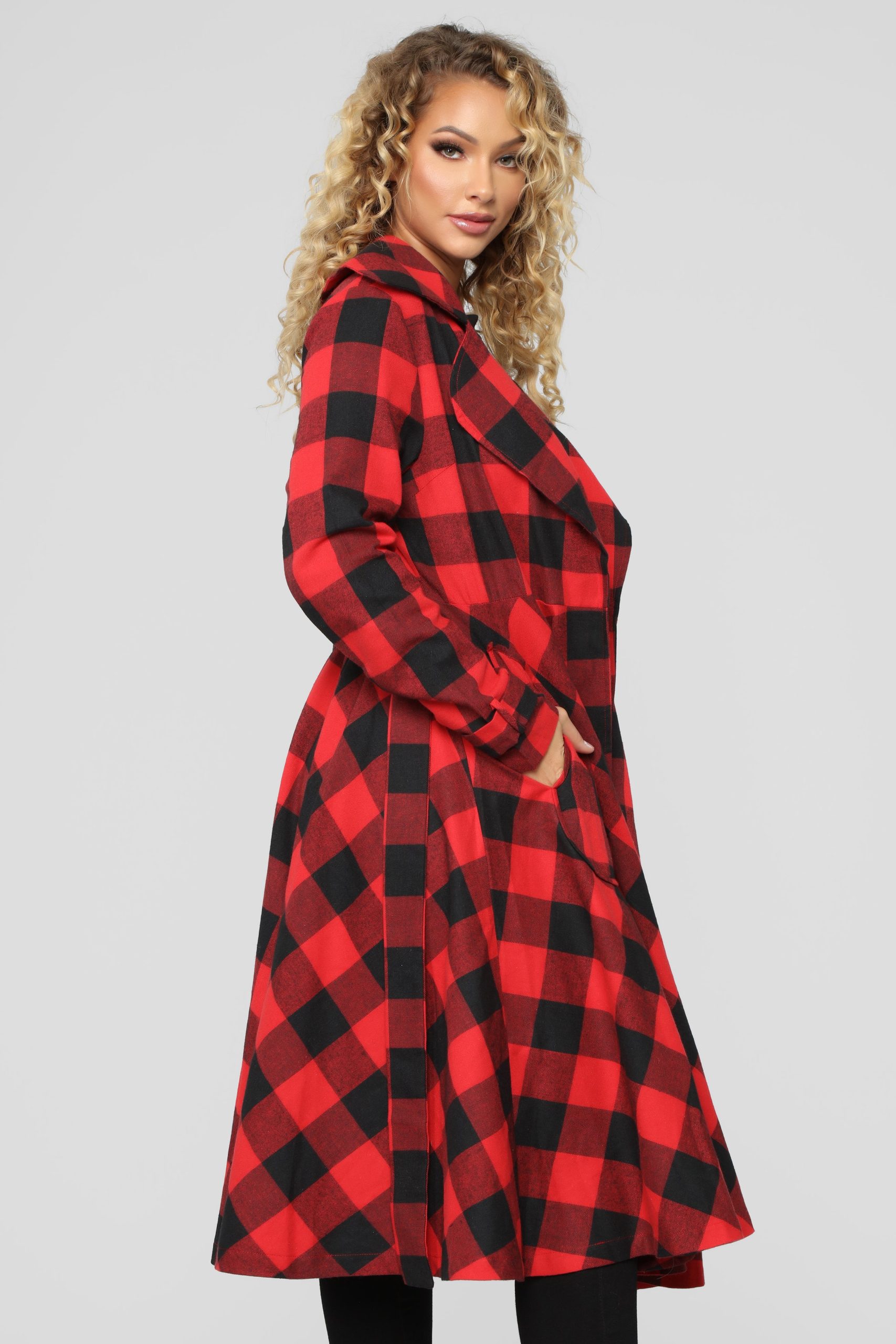 10-23-18_Studio_1_15-28-09_T4465_RedBlack_9870_AJ.jpg