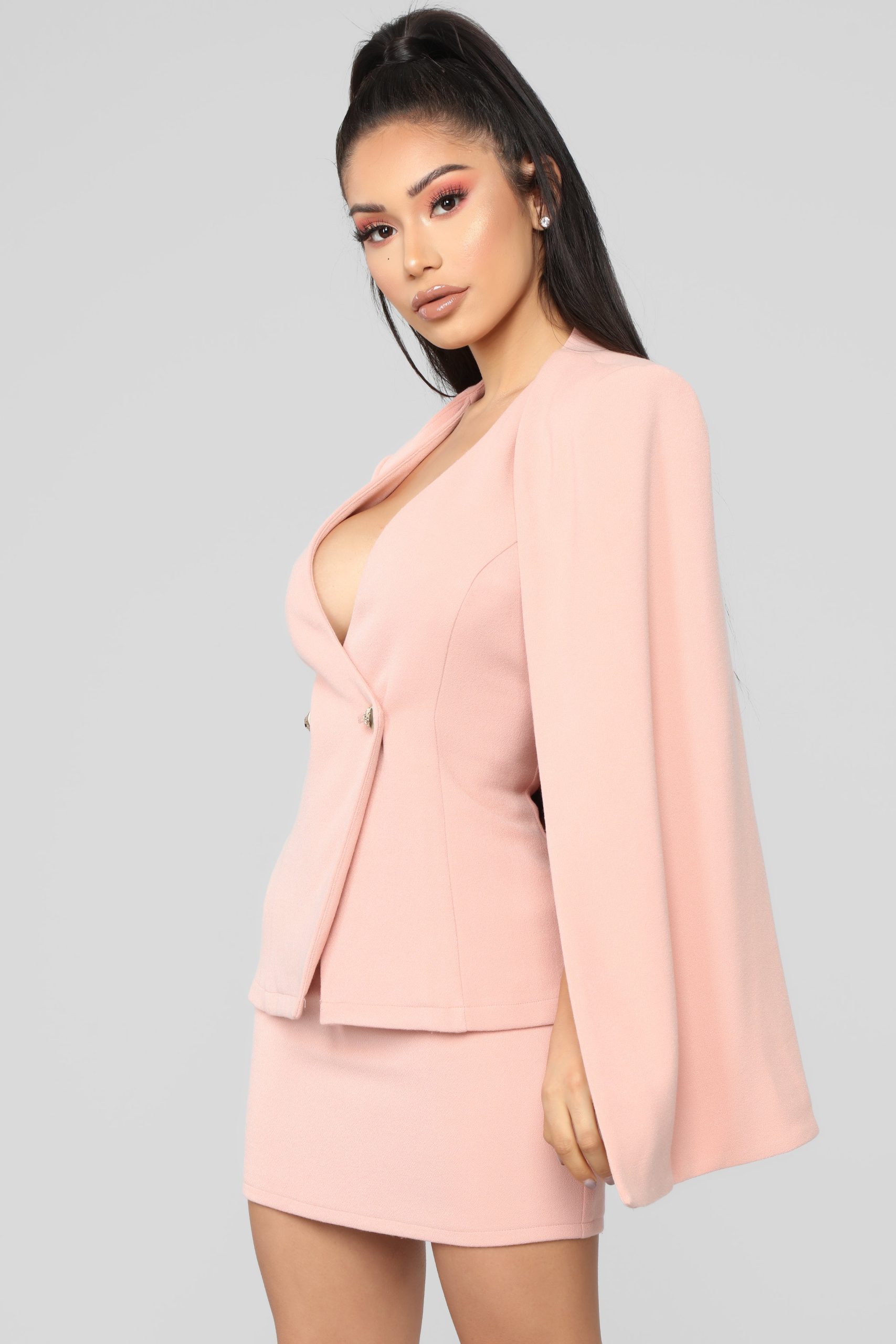 10-29-18_Studio_2_10-16-16_BZ8151FN_Blush0541_JD.jpg