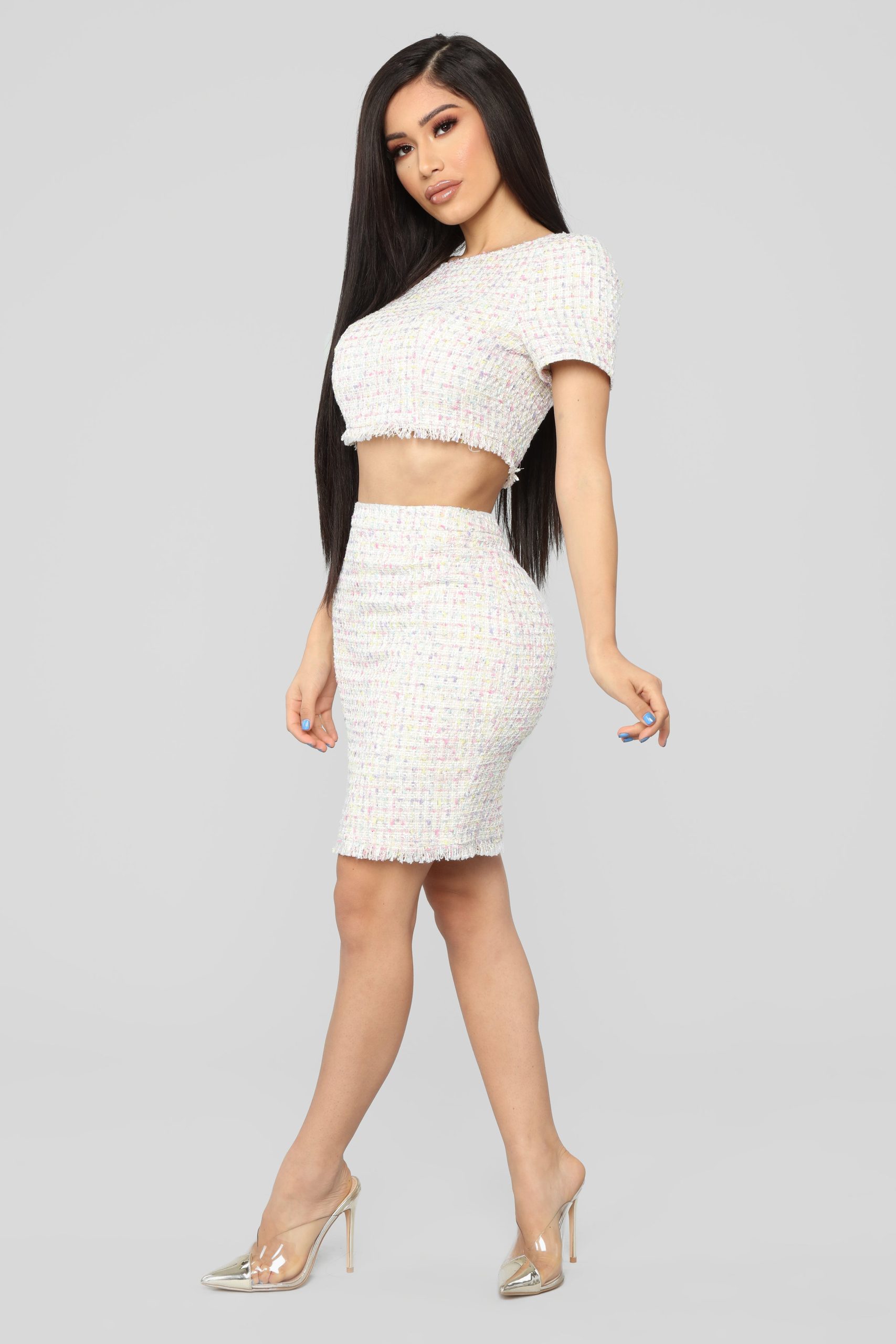 11-19-18_Studio_2_10-39-45_ITS208FN_Whitecombo0489_AG.jpg
