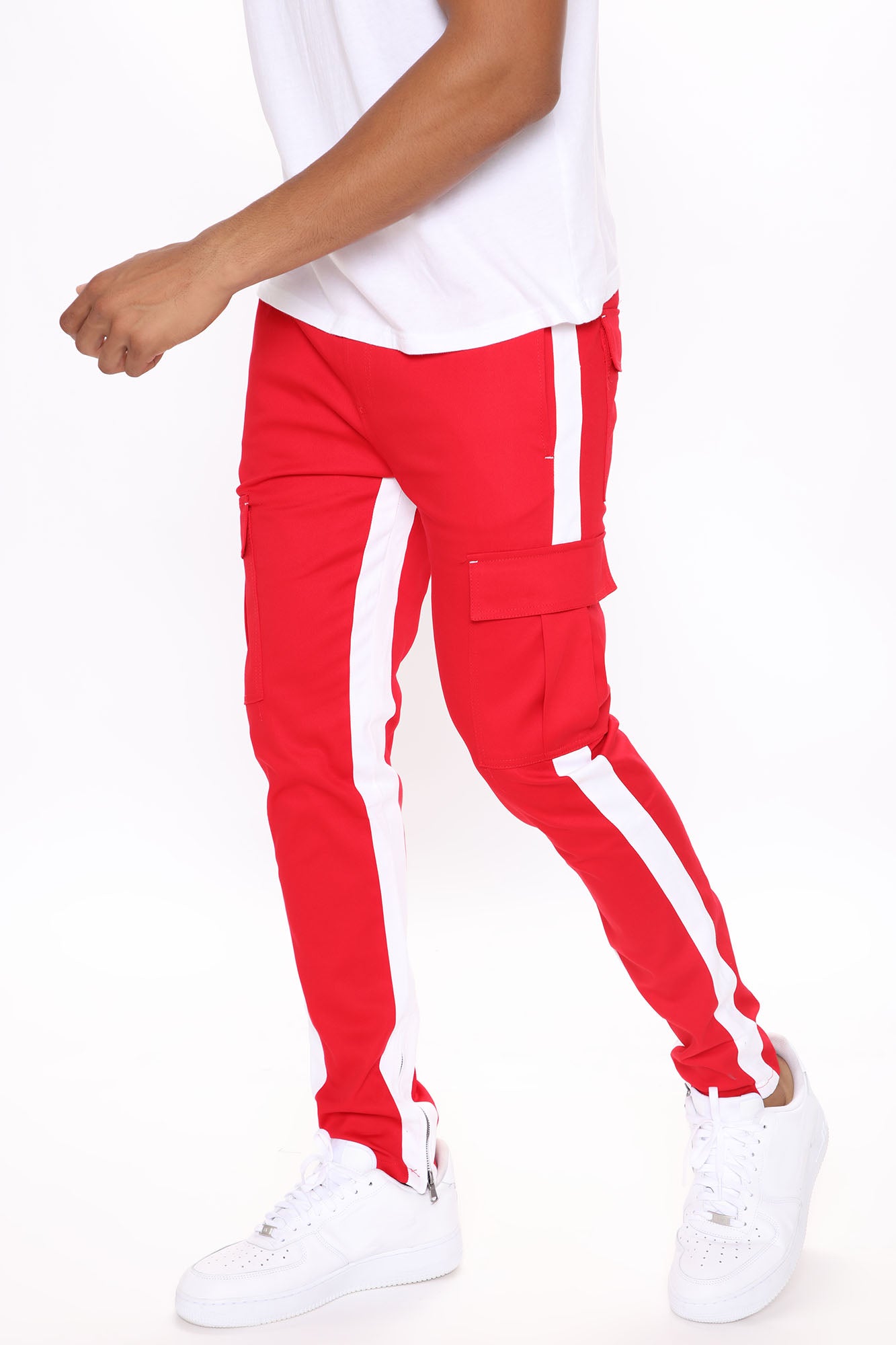 12-01-20-Studio4_SN_SD_11-29-12_70_E8MB053563_Redcombo_R_53535_NT.jpg