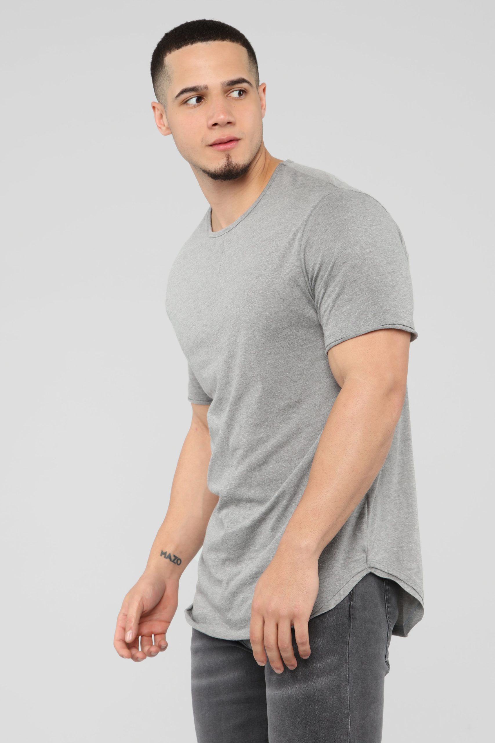 01-08-19_Studio_1_AB_12-58-24_T002S_Grey_1301_JD.jpg