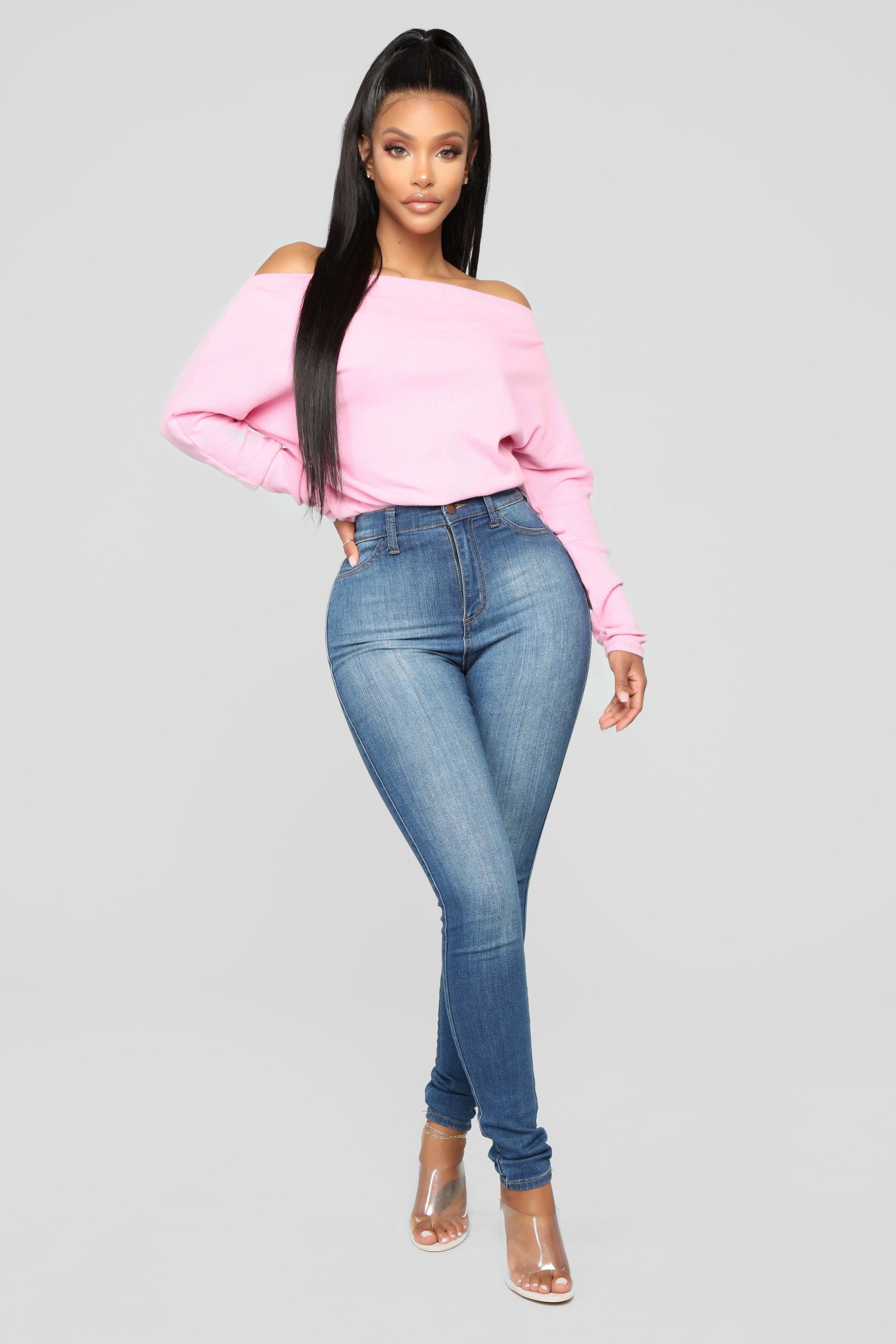 11-23-18_Studio_2_10-18-14_T16740_Pink_0654_AJ.jpg