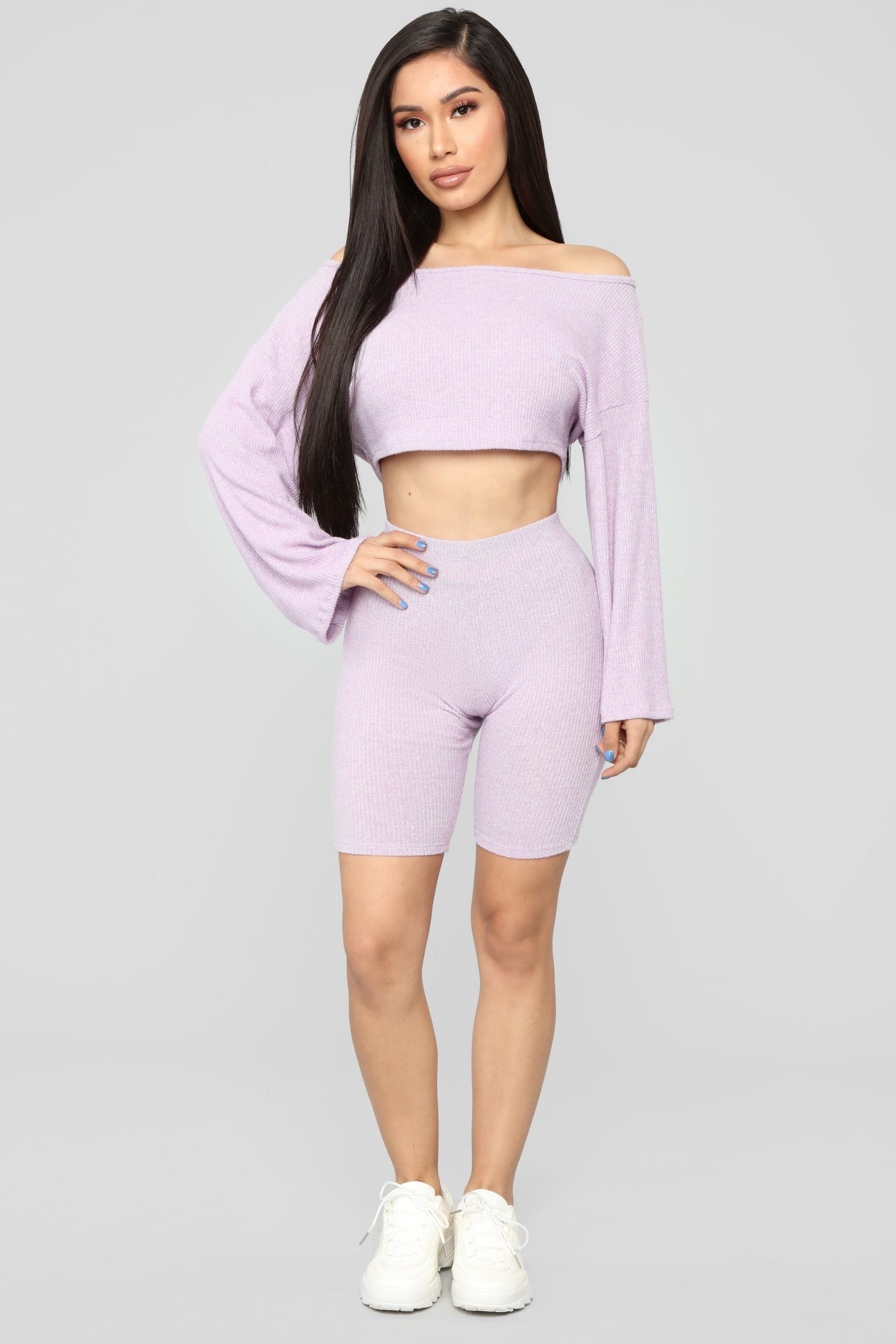 11-27-18_Studio_2_12-43-29_E1047_Lavender0494_JD.jpg