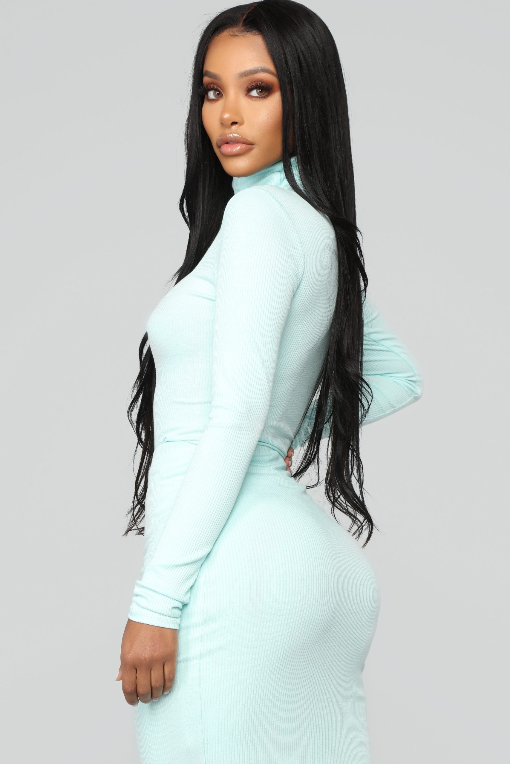 12-13-18_Studio_2_OD_10-39-48_T10590SET_Mint0709_AJ.jpg